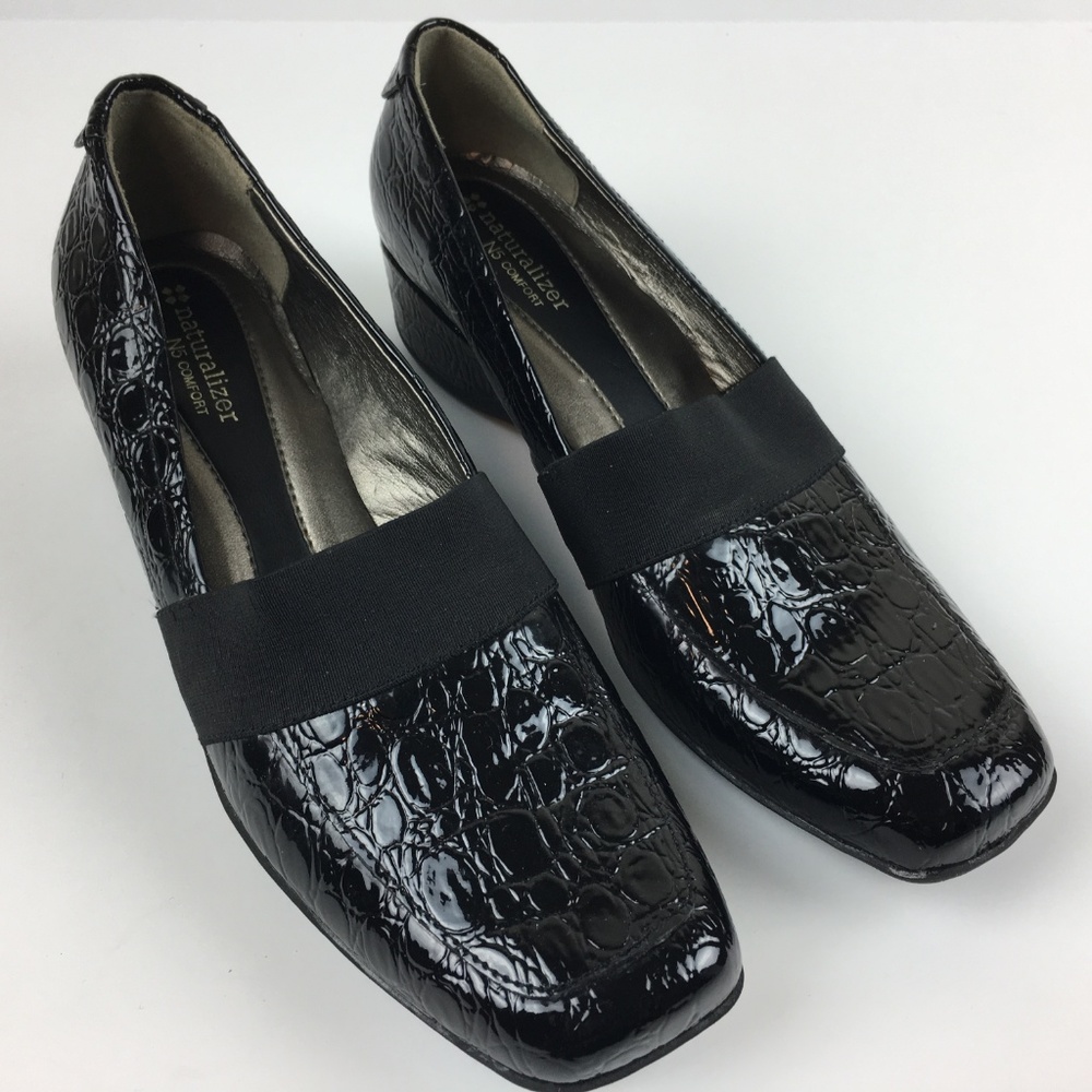 Naturalizer Black Granbury Loafers